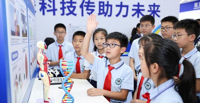 两院院士谈科学家精神的回归与传承_中国科学院精神是什么_